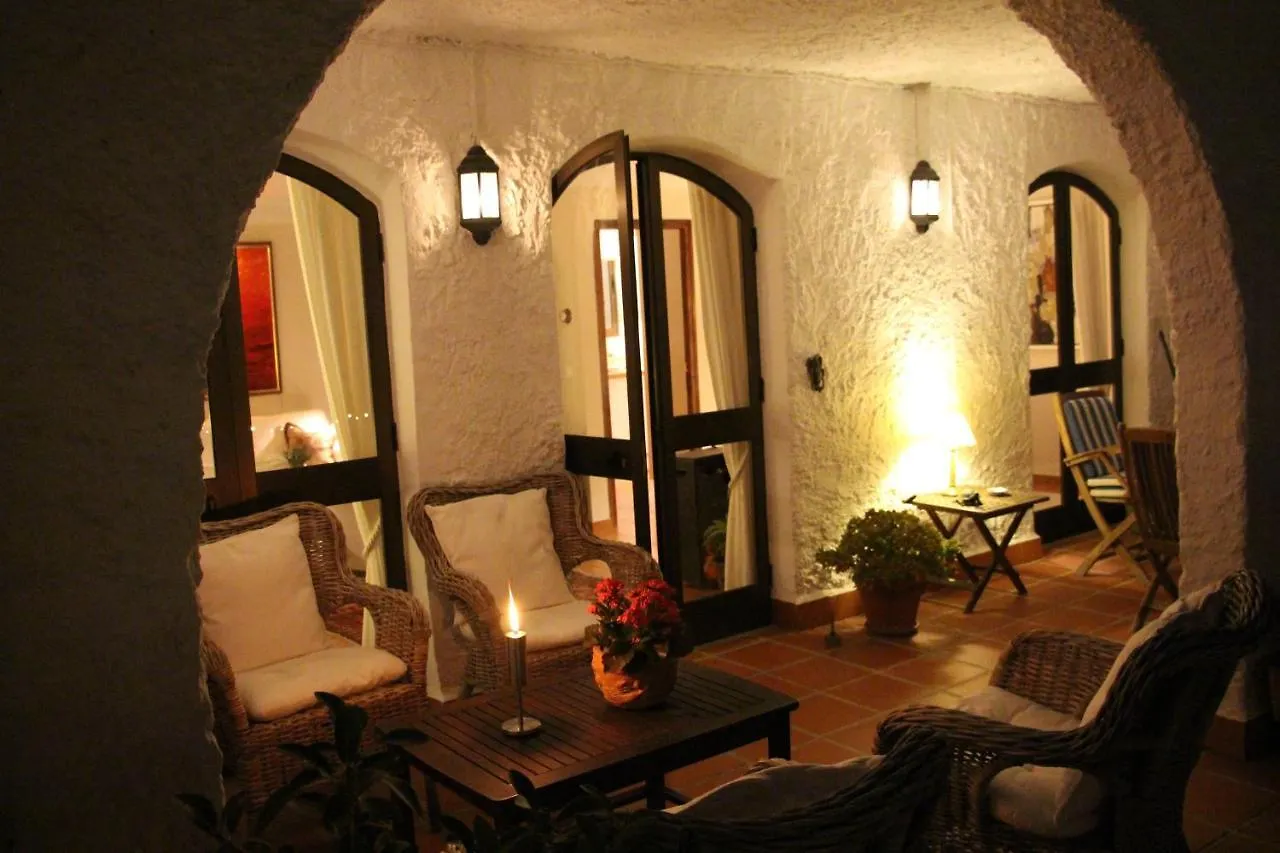 El Capistrano Village Spacious Home, Large Terrace Nerja Apartmán